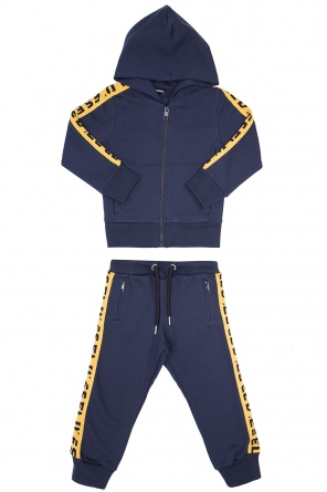 Patched hoodie & sweatpants kit, zdjęcie 1 Patched hoodie & sweatpants kit od Diesel